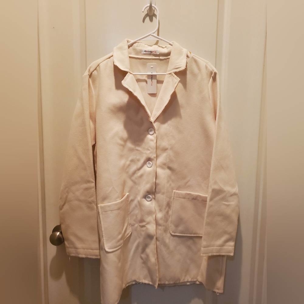NWT Order Plus cream coat size 2x